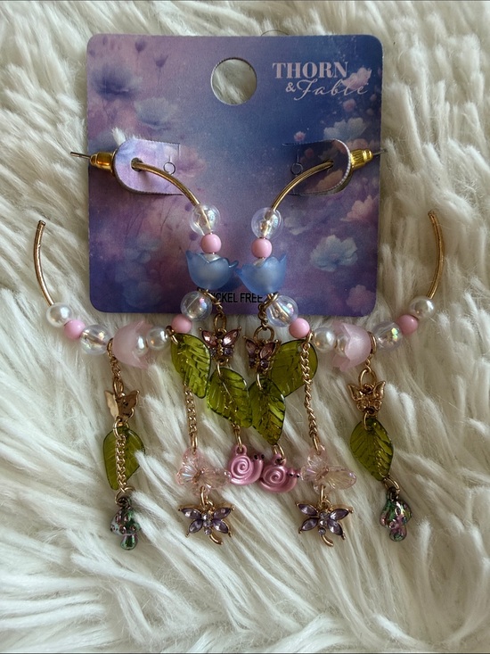 Thorn & Fable Jewelry - NWT Dangle Hoop Earrings